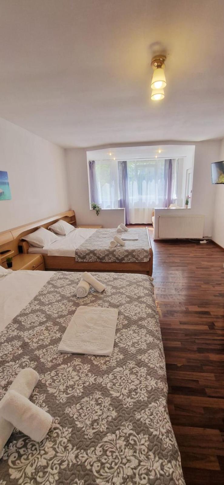 Stephanie Apartment-Centru Civic Brašov Exteriér fotografie